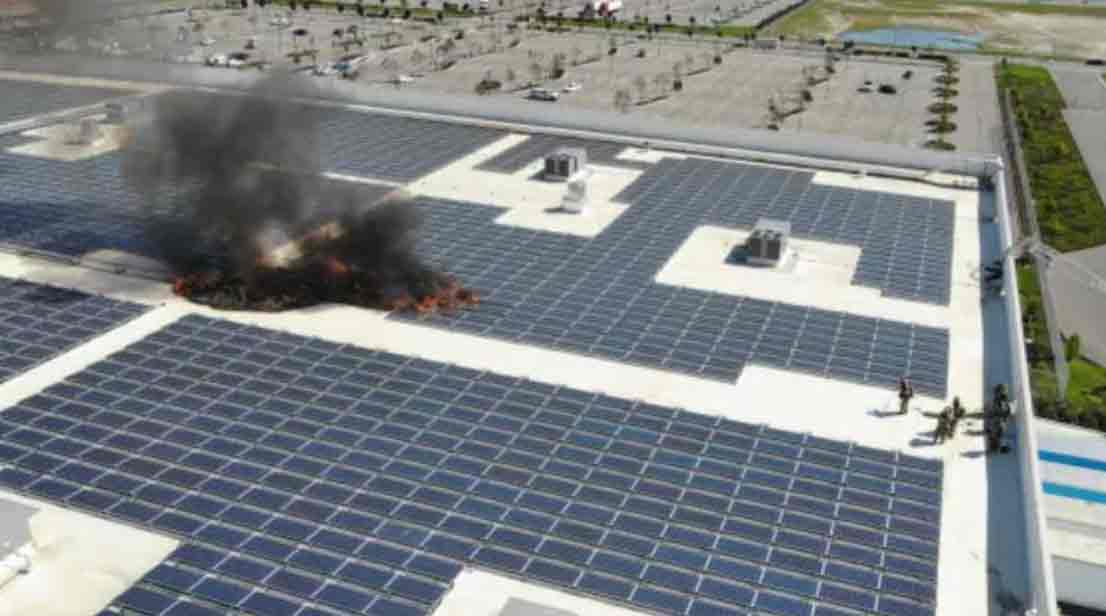 Pannelli solari di amazon a fuoco