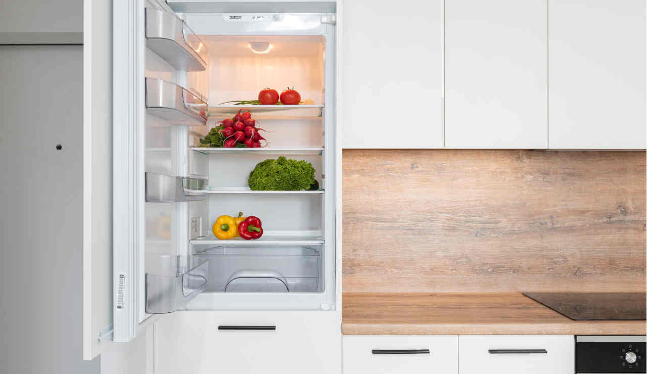 frigorifero-alimenti-cucina
