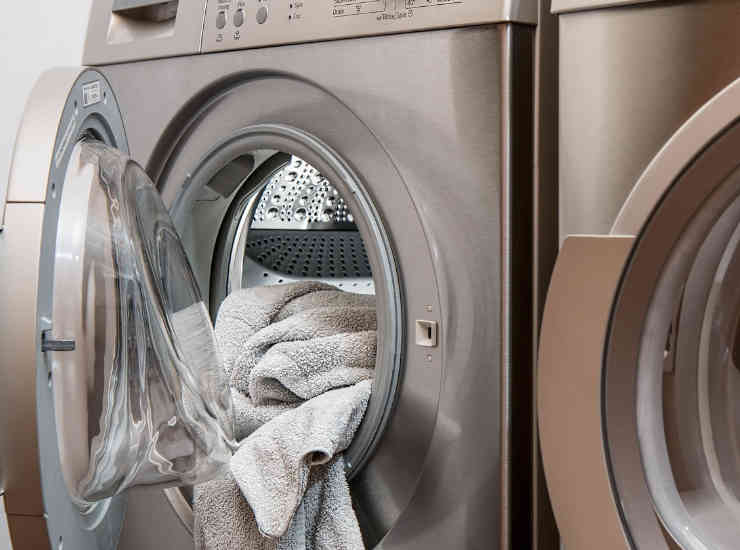 lavatrice-cestello-problemi-riparazione-bucato