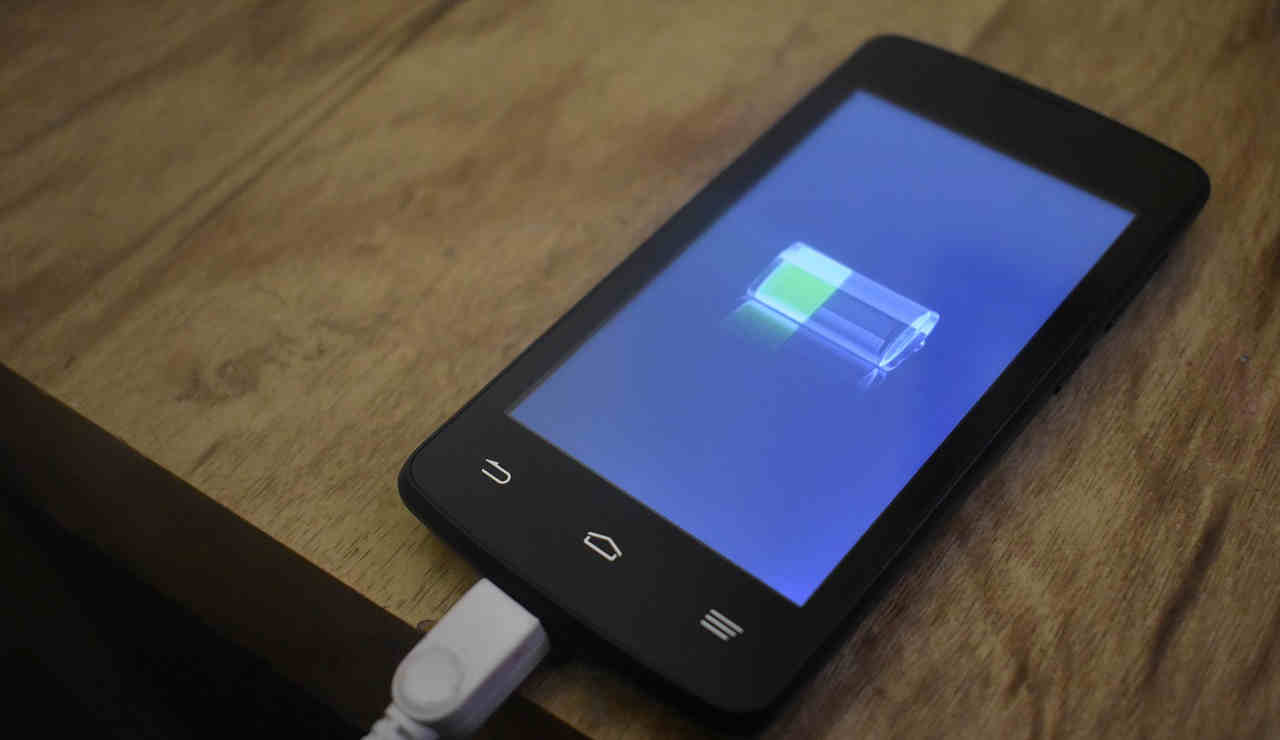 smartphone-batteria-consumo-carica