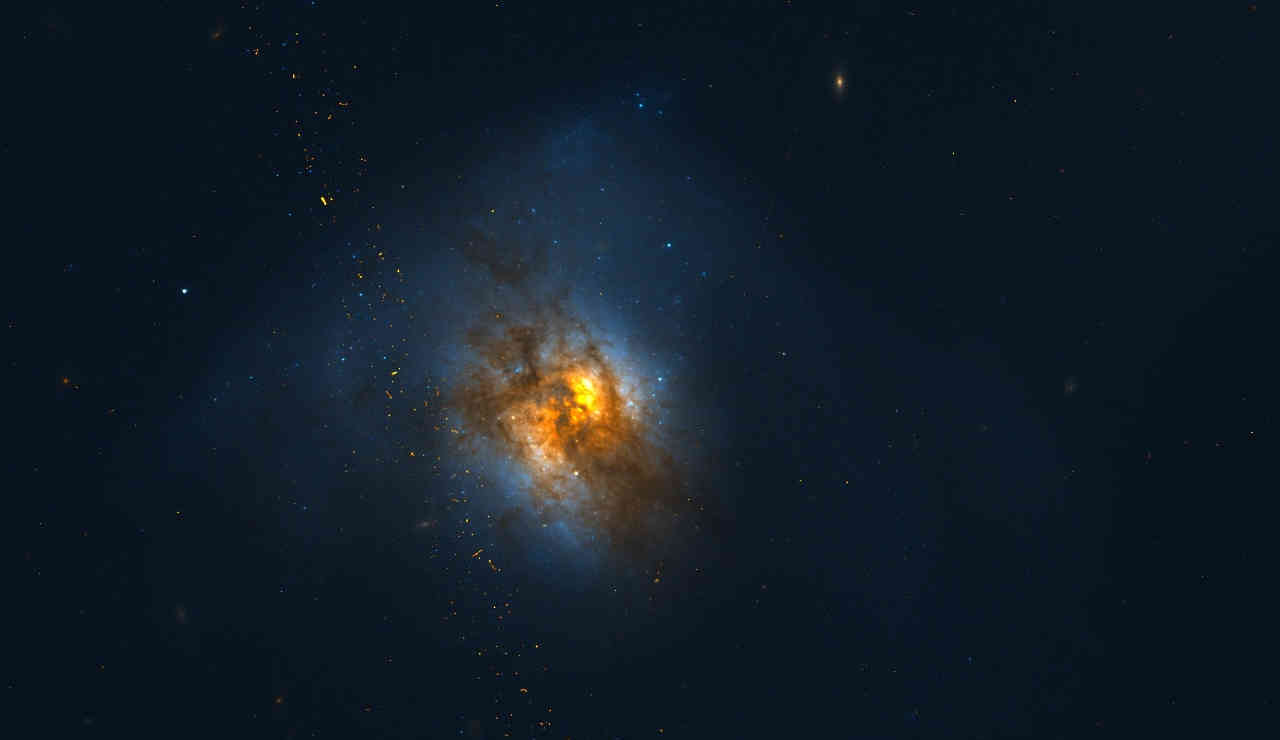 arp220-esplosione-galassie-spazio-hubble