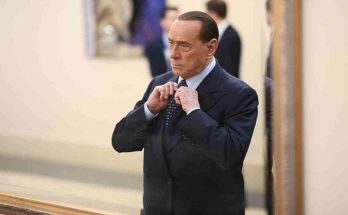 silvio-berlusconi-flickr-cravatta-malta