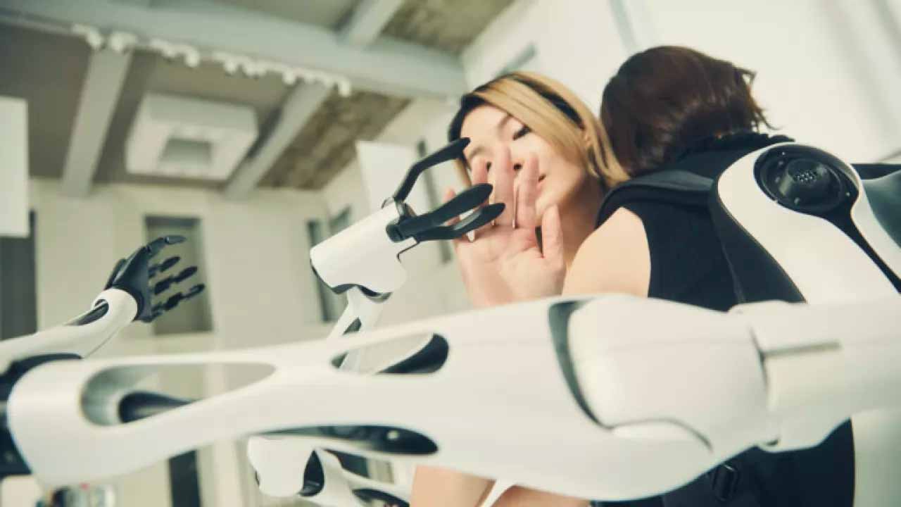 robot 1 everyeye