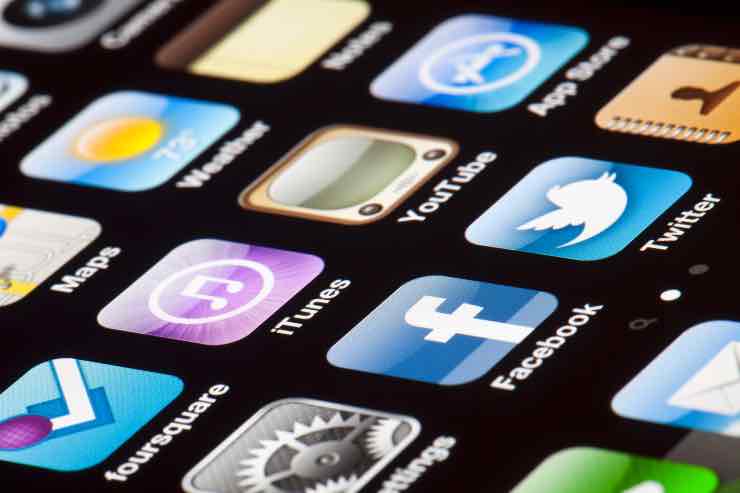 Come difendersi dalle app fake - passionetecnologica.it