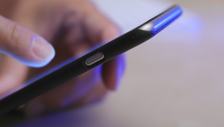 Luce blu smartphone - Passionetecnologica.it