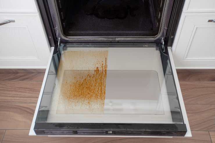 Pulire il forno - Passionetecnologica.it