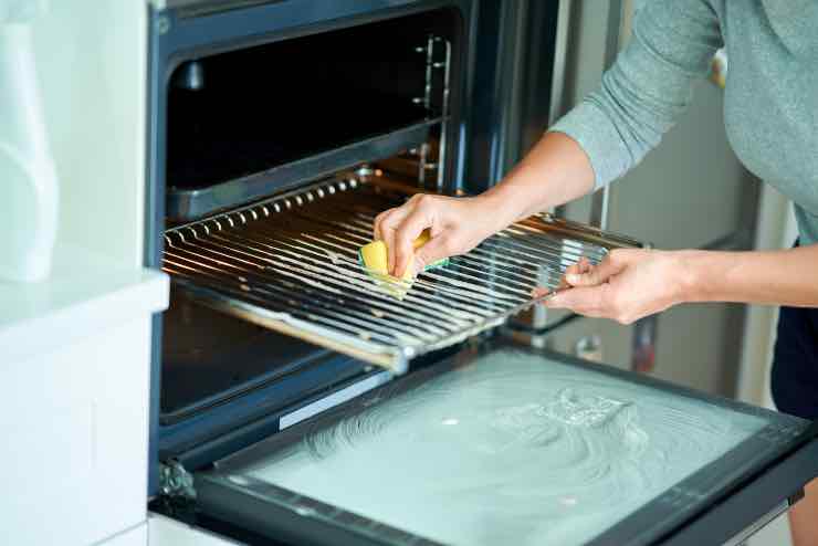 Pulizia del forno - Passionetecnologica.it